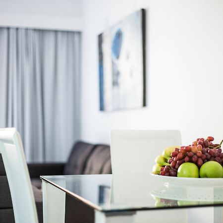 Corina Suites And Apartments リマソール エクステリア 写真