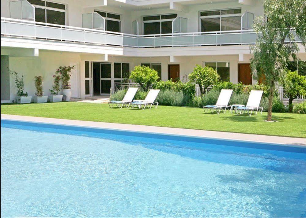 Corina Suites And Apartments リマソール エクステリア 写真